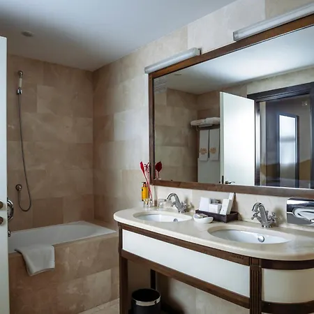 Epoque - Relais & Chateaux 5* Bucureşti