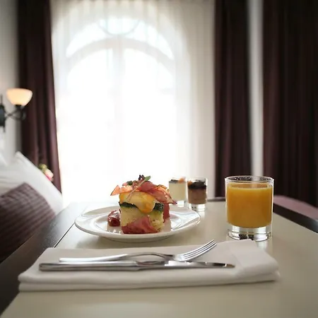 Epoque - Relais & Chateaux 5* 부쿠레슈티