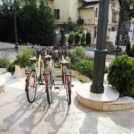 Epoque - Relais & Chateaux 5*