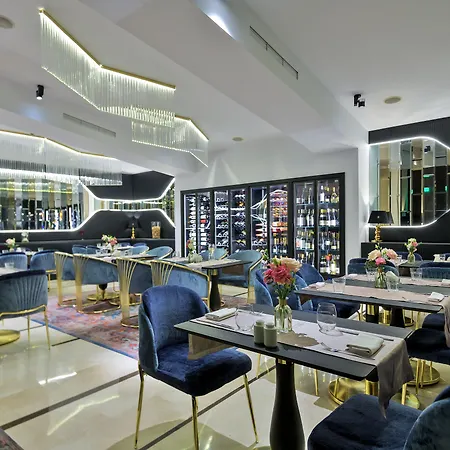 Epoque - Relais & Chateaux 5*