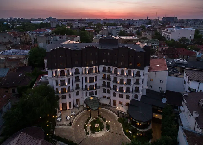 Epoque - Relais & Chateaux 5*