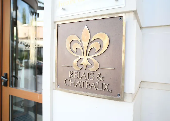 Epoque - Relais & Chateaux 5*