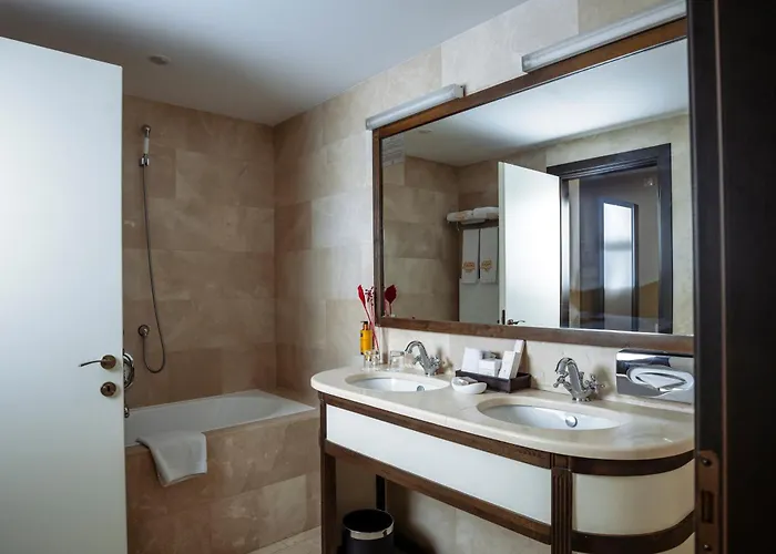 Epoque - Relais & Chateaux 5* Bucharest