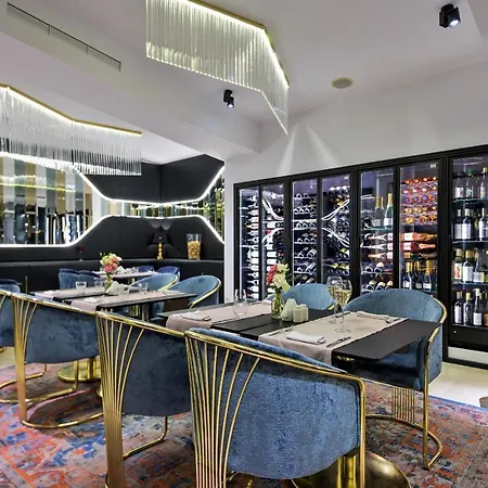 Epoque - Relais & Chateaux 5*