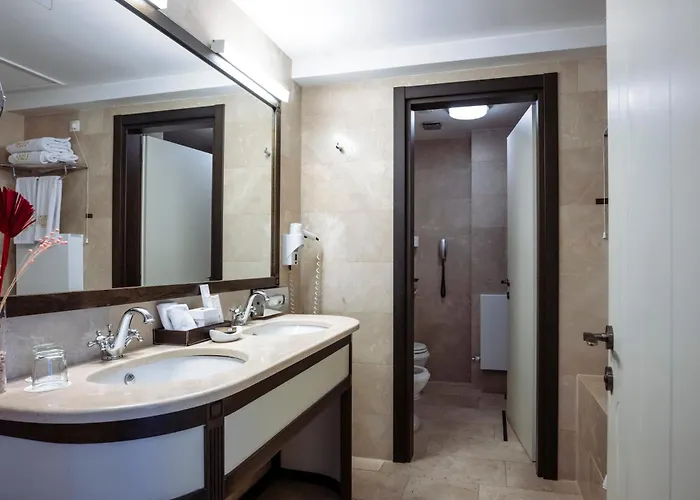 Epoque - Relais & Chateaux 5* Bukarest