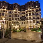 فندق إيبوك - رولي ىند شاتو 5*