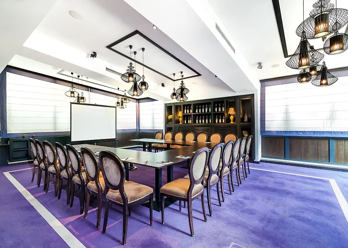 Epoque - Relais & Chateaux 5*